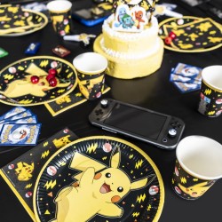 8 platos Pokemon Pikachu. n3